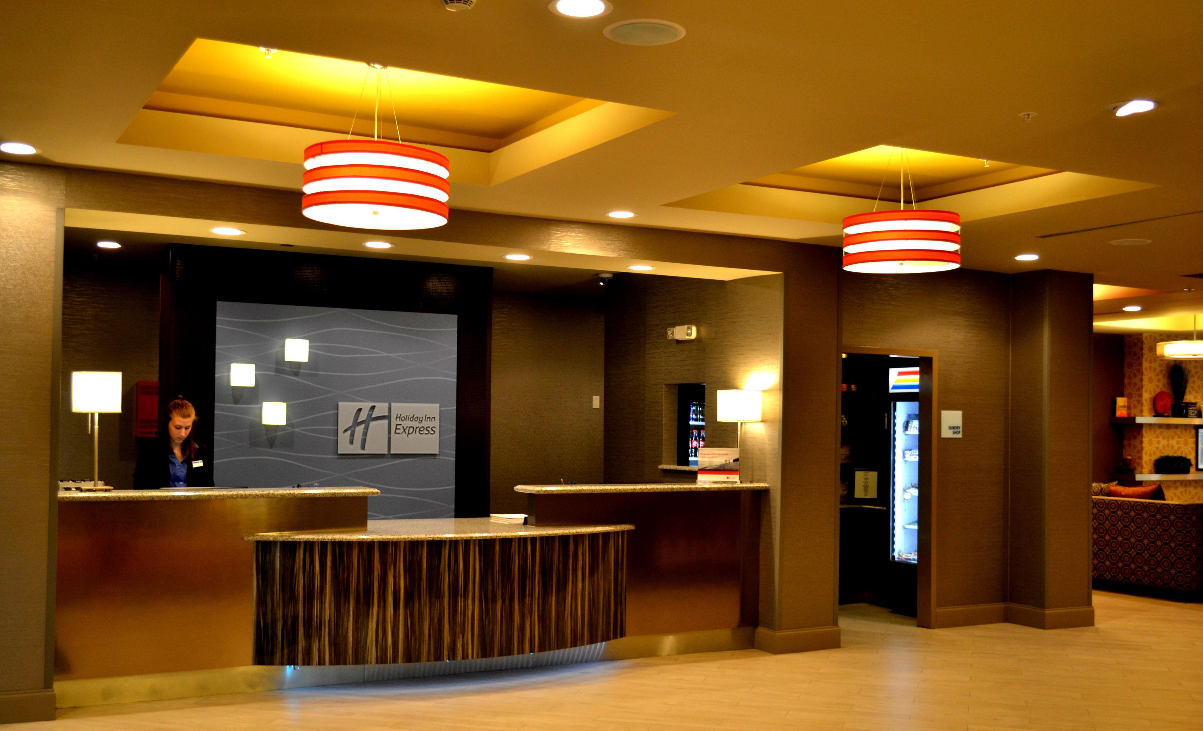Holiday Inn Express Covington-Madisonville By Ihg מראה חיצוני תמונה
